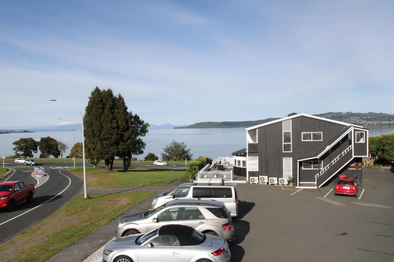 Vu Thermal Lodge - Adults Only Motel Taupo Exteriér fotografie